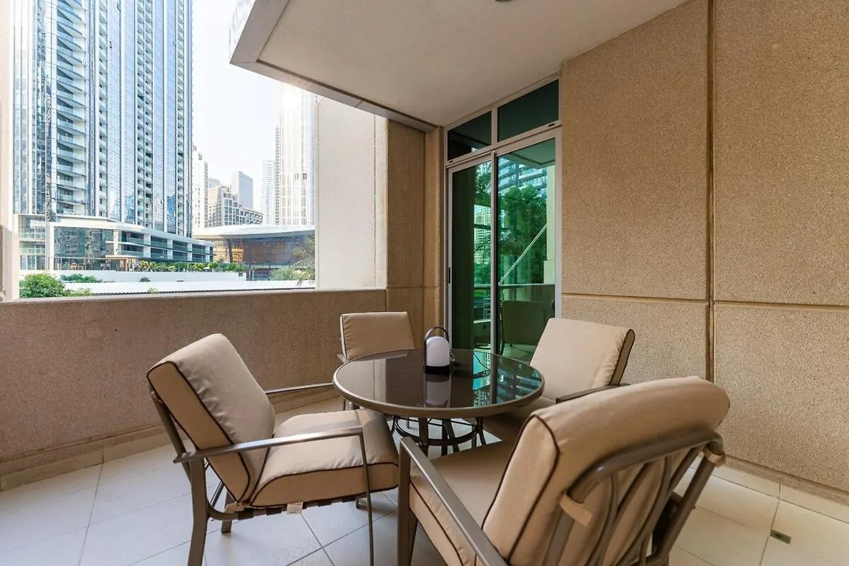 Chic 1-Bedroom Getaway With Downtown Living Charm Dubai 0*,  United Arab Emirates