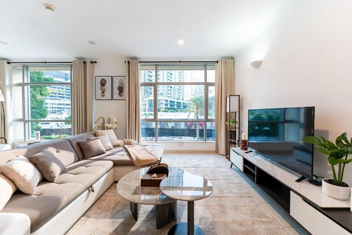 Chic 1-Bedroom Getaway With Downtown Living Charm Дубай 0*,  ОАЭ